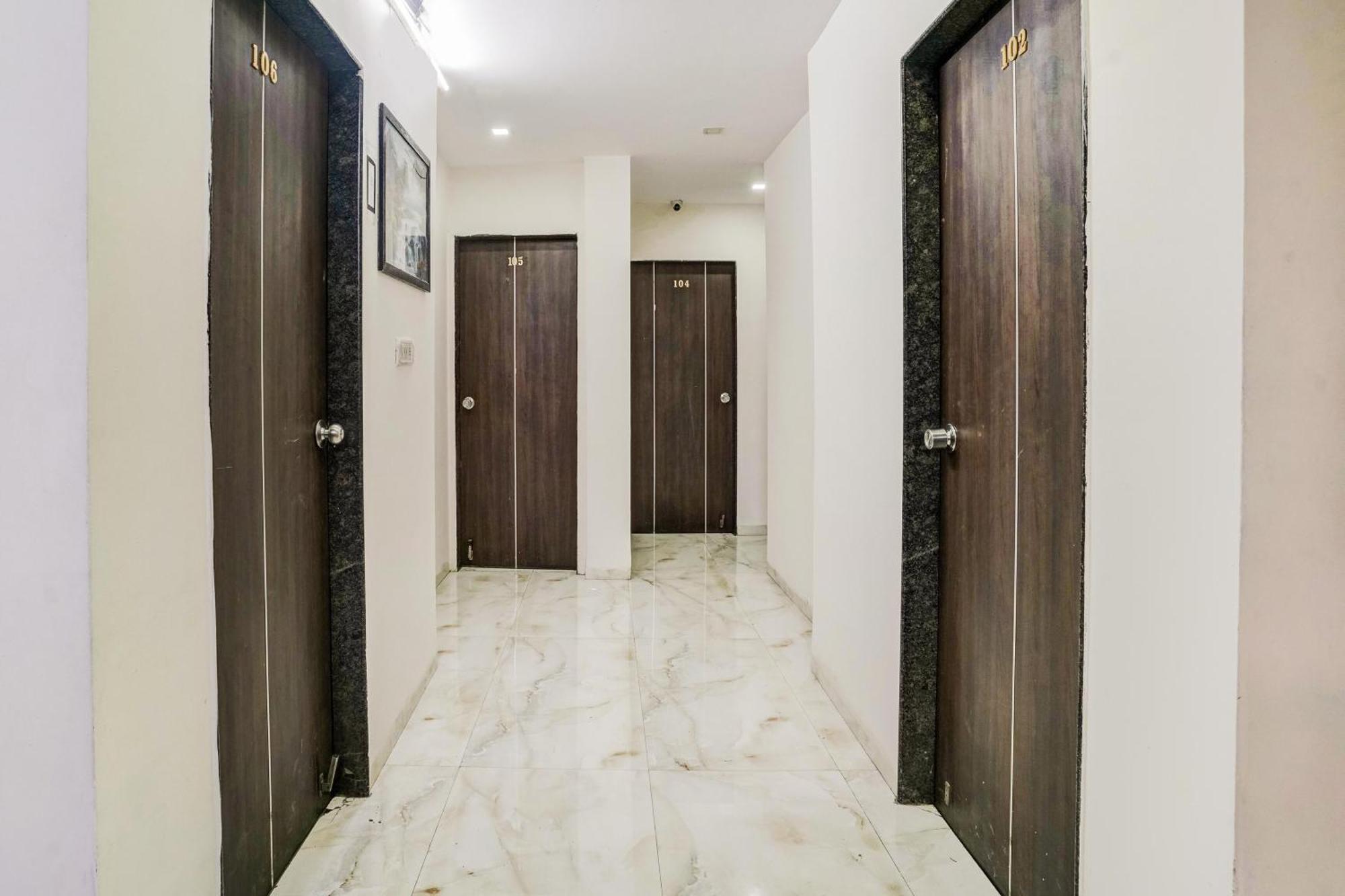 Super Hotel O Nashik Near Vijay Mamta Theatre Formerly Sahara Inn المظهر الخارجي الصورة