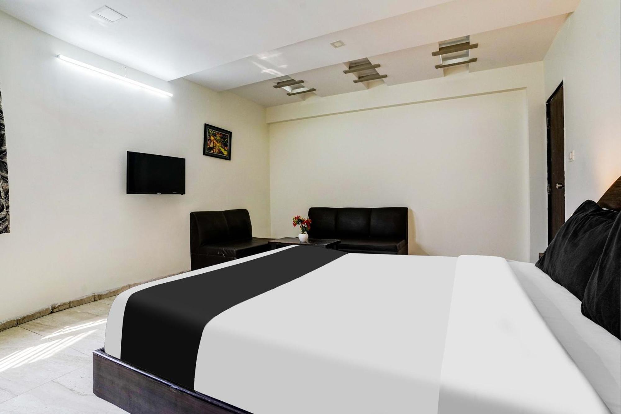 Super Hotel O Nashik Near Vijay Mamta Theatre Formerly Sahara Inn المظهر الخارجي الصورة