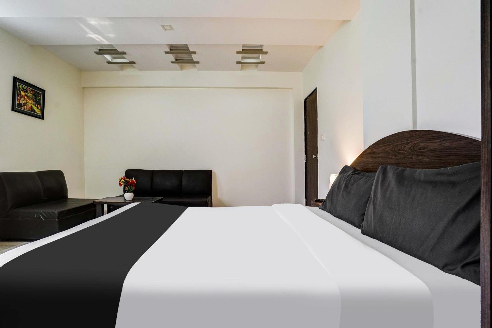 Super Hotel O Nashik Near Vijay Mamta Theatre Formerly Sahara Inn المظهر الخارجي الصورة