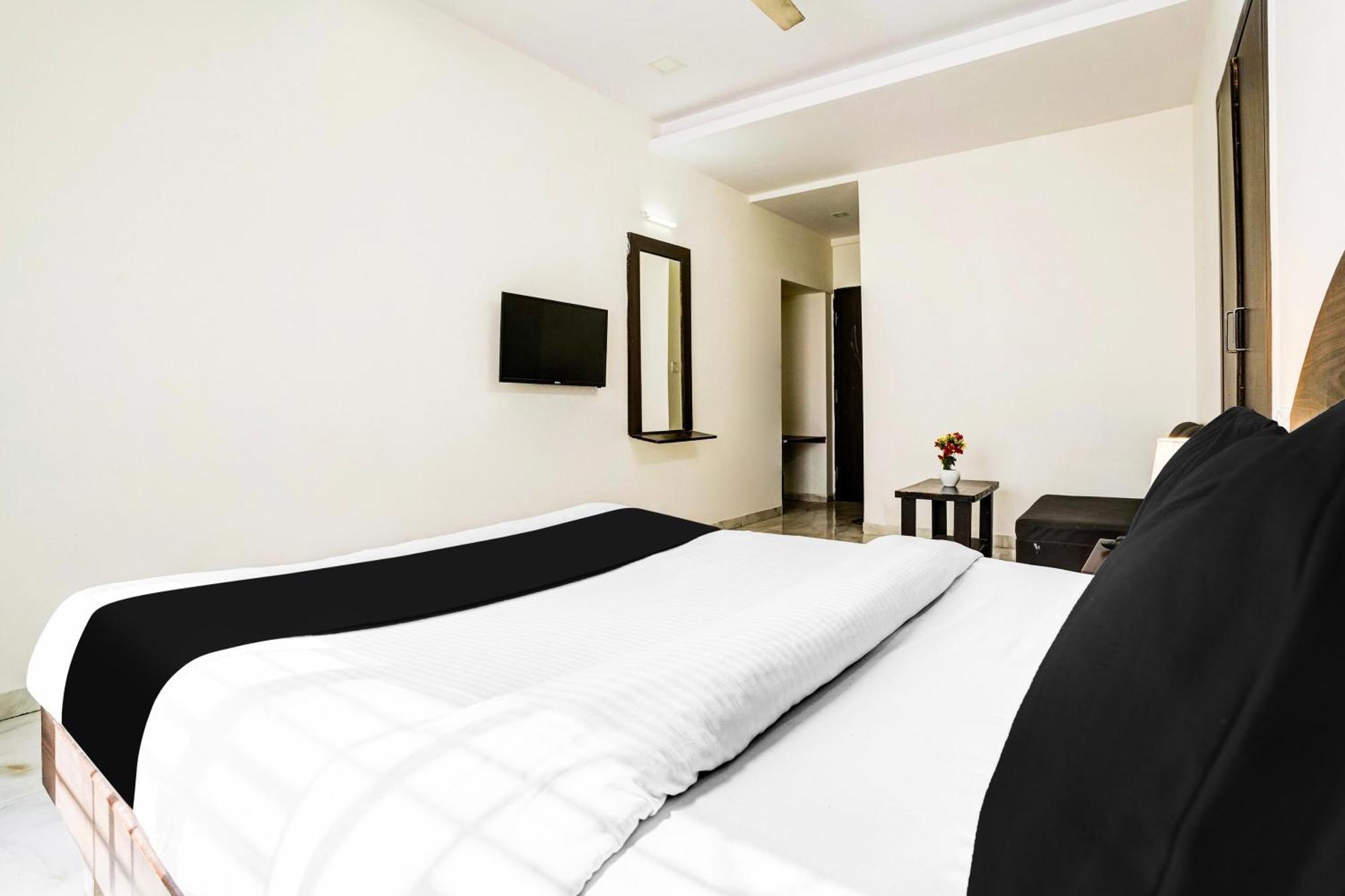 Super Hotel O Nashik Near Vijay Mamta Theatre Formerly Sahara Inn المظهر الخارجي الصورة